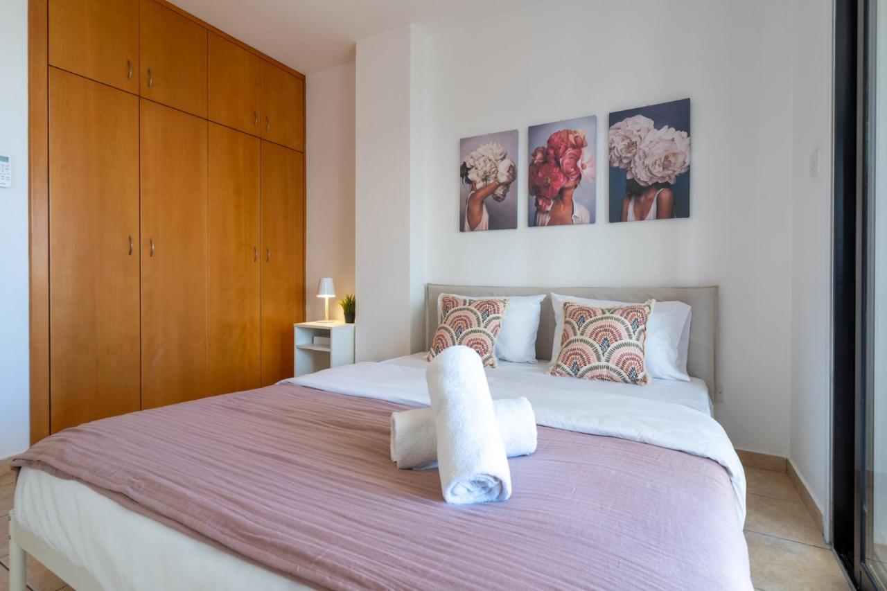 Polyn 1- Bedroom Apartment In Ларнака Екстер'єр фото